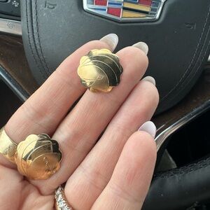 Vintage stamped Gold coloured screw On Earrings